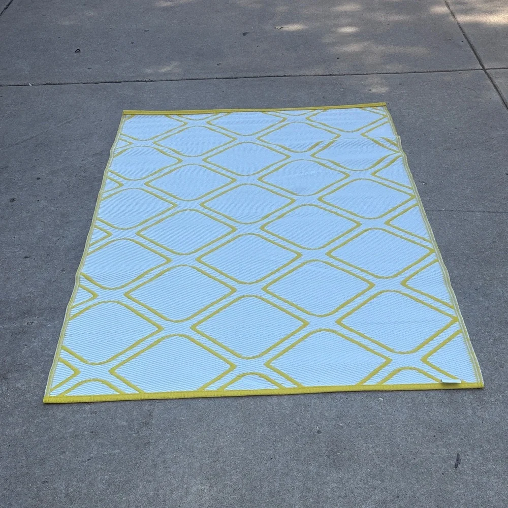 Hobby Lobby White and Yellow Geometric Door Mat Reversible Never Used